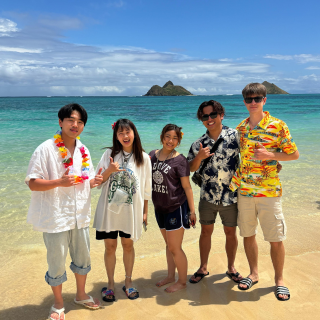Kings Los Angeles' trip to Hawaii